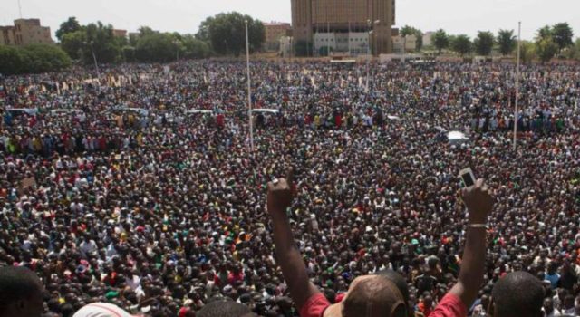 Traoré Witnesses the People Kicking Out Sankara’s Killer